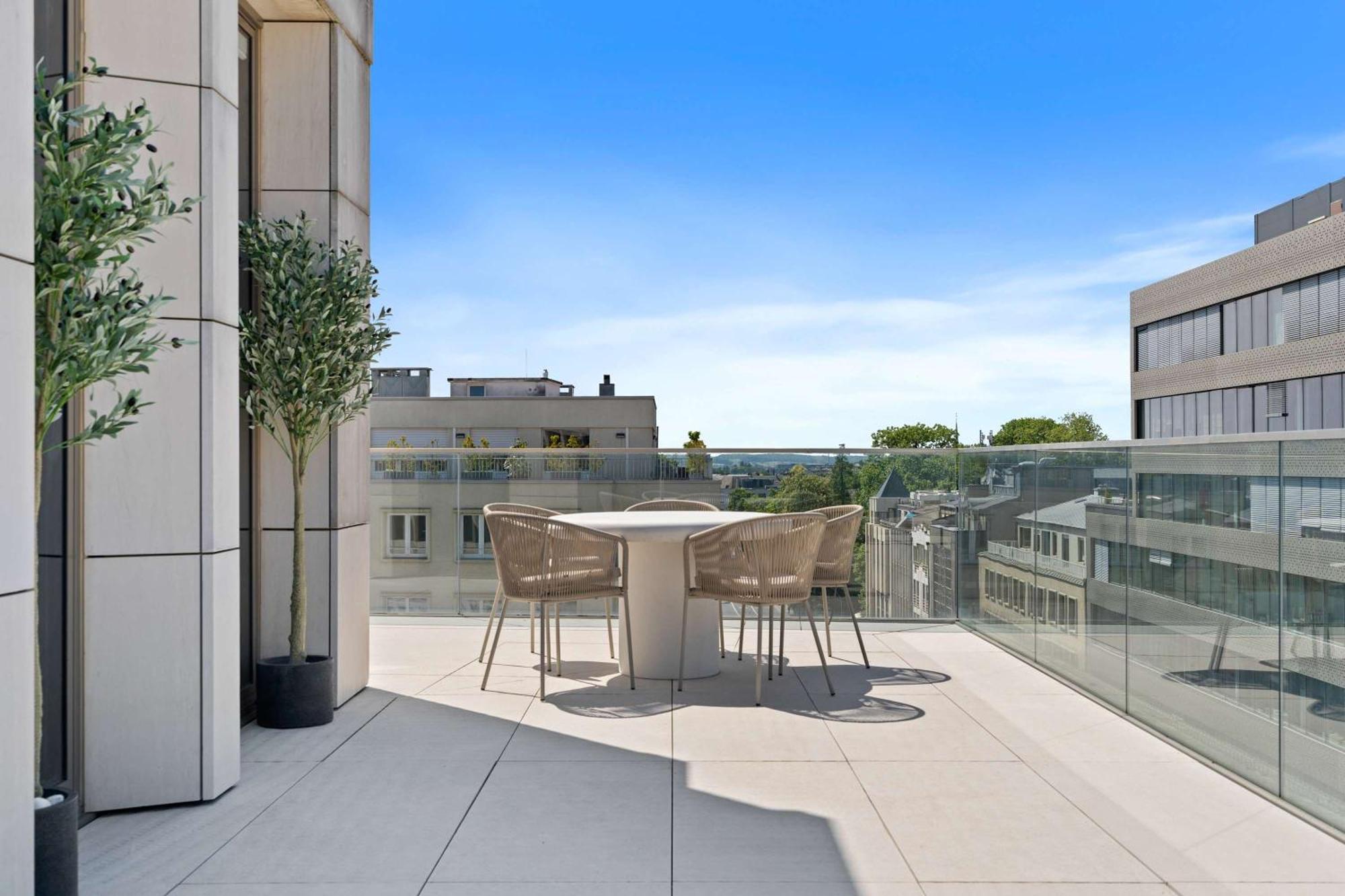Voya Residence Zenit Royal - Luxury Apart Hotel Rooftop Views & Concierge Luxembourg Extérieur photo