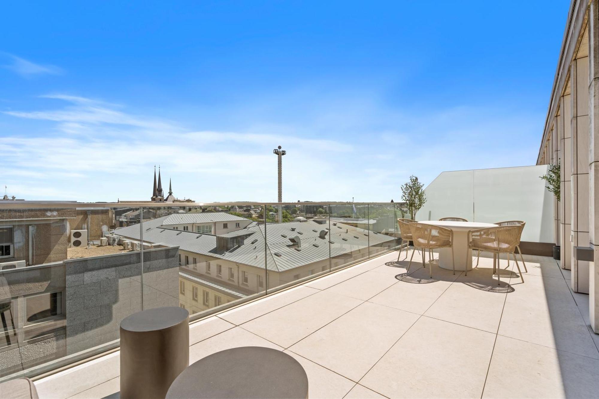 Voya Residence Zenit Royal - Luxury Apart Hotel Rooftop Views & Concierge Luxembourg Extérieur photo